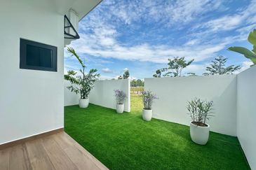 Cyberjaya | Double Storey Terrace House