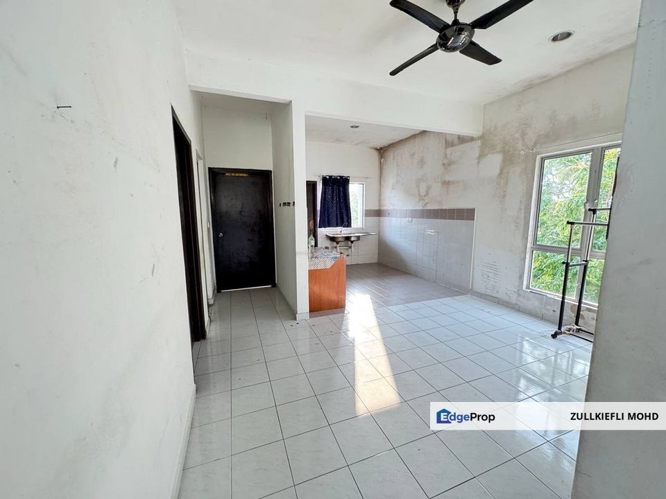 Taman Tropika 2 Kajang End Lot Town House , Selangor, Kajang