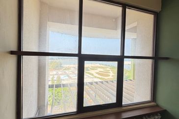 Golden Coast Condominium