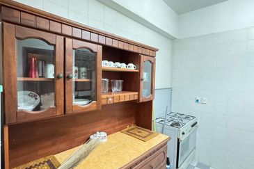 Golden Coast Condominium