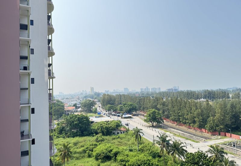 Golden Coast Condominium