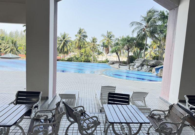 Golden Coast Condominium