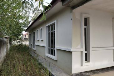 Albury at Mahkota Hills