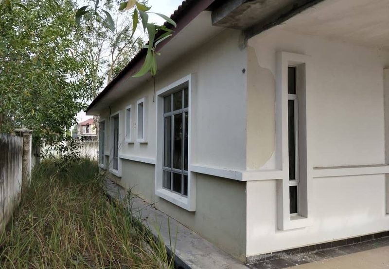 Albury at Mahkota Hills