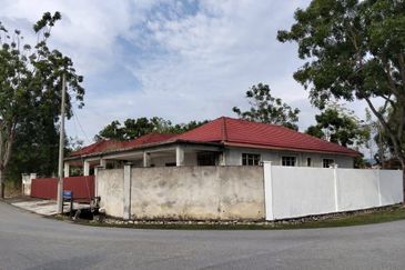 Albury at Mahkota Hills