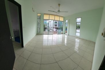 Bangi Avenue 3, Seksyen 7