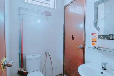 Seksyen 30, Shah Alam