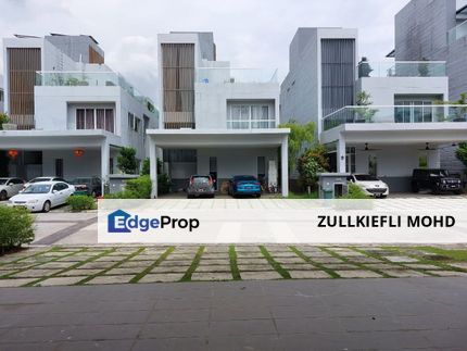 Lakefront Villa Cyberjaya 2.5 Storey Bungalow, Selangor, Cyberjaya