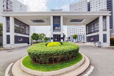 Karisma Apartment @ Eco Majestic