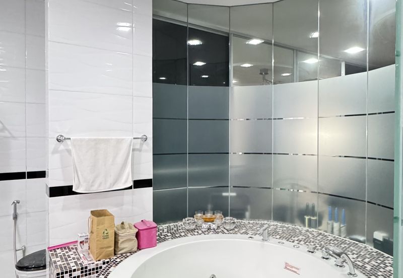 Seksyen 2, Shah Alam