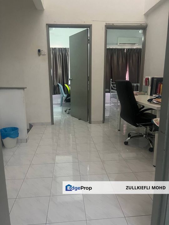 Taman Sri Kenari Kajang 2 Dtorwy Terrace 490K 4 Bedrooms 3 Bathrooms, Selangor, Kajang