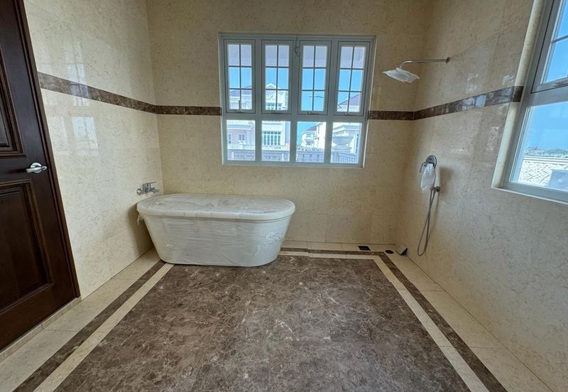 Straits Courtyard Residences