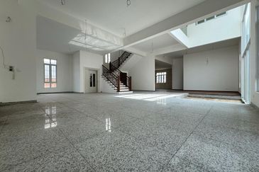 Straits Courtyard Residences