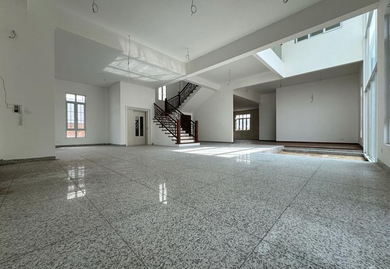 Straits Courtyard Residences