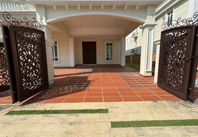 Straits Courtyard Residences