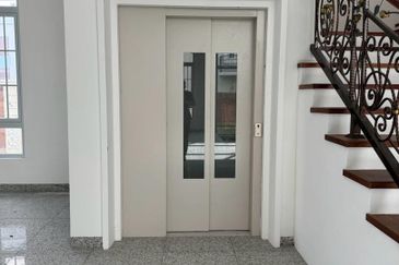 Straits Courtyard Residences