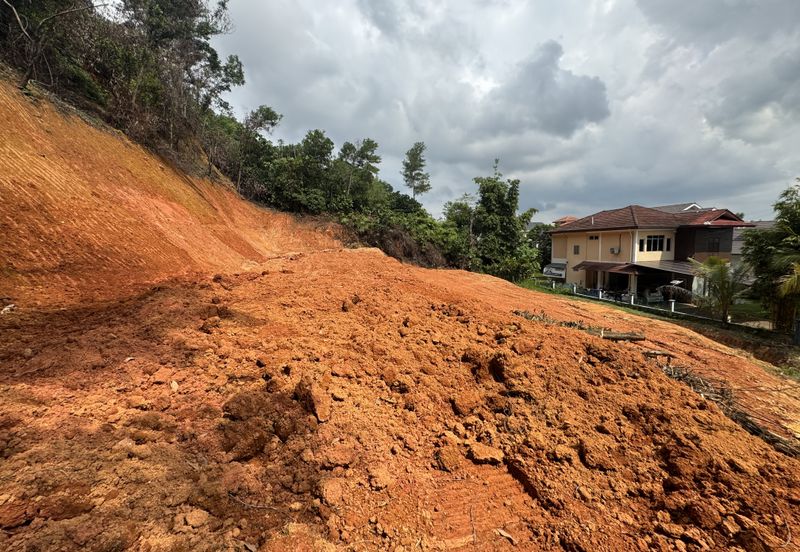 Lot Banglo DB12 Kg Abu Bakar Baginda Bangi Kajang Putrajaya