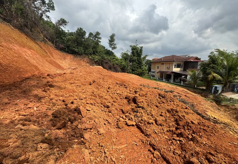 Lot Banglo DB12 Kg Abu Bakar Baginda Bangi Kajang Putrajaya