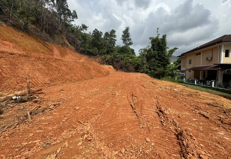 Lot Banglo DB12 Kg Abu Bakar Baginda Bangi Kajang Putrajaya