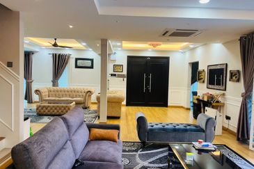 Desa Camelia Sg Merab Bangi Kajang | 2.5 Storey Bungalow