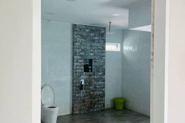 Desa Camelia Sg Merab Bangi Kajang | 2.5 Storey Bungalow