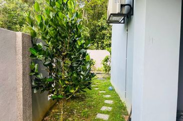 Desa Camelia Sg Merab Bangi Kajang | 2.5 Storey Bungalow