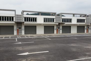 Anika @ Bandar Ainsdale