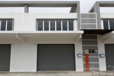 Anika @ Bandar Ainsdale