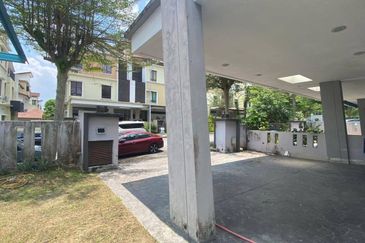Taman Tropika