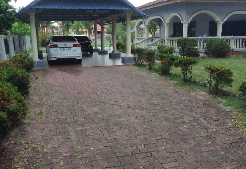 Kampung Raja Uda