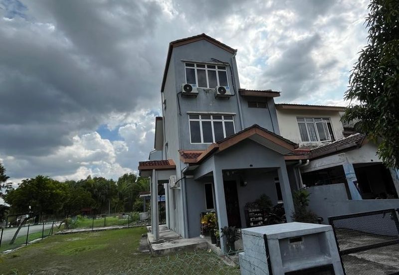 La Cottage Taman Putra Perdana