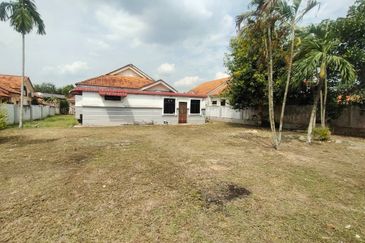 Taman Bukit Bayu