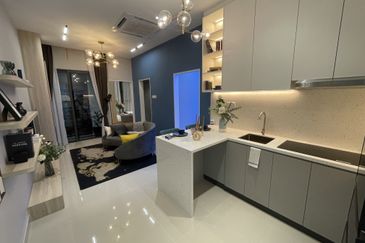 Lowest Price Condo in Puchong with Forest Reserve View & Lake View