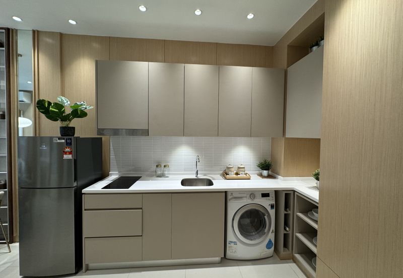 Direct Covered Link Bridge to MRT Station 