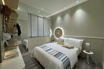 Direct Covered Link Bridge to MRT Station 