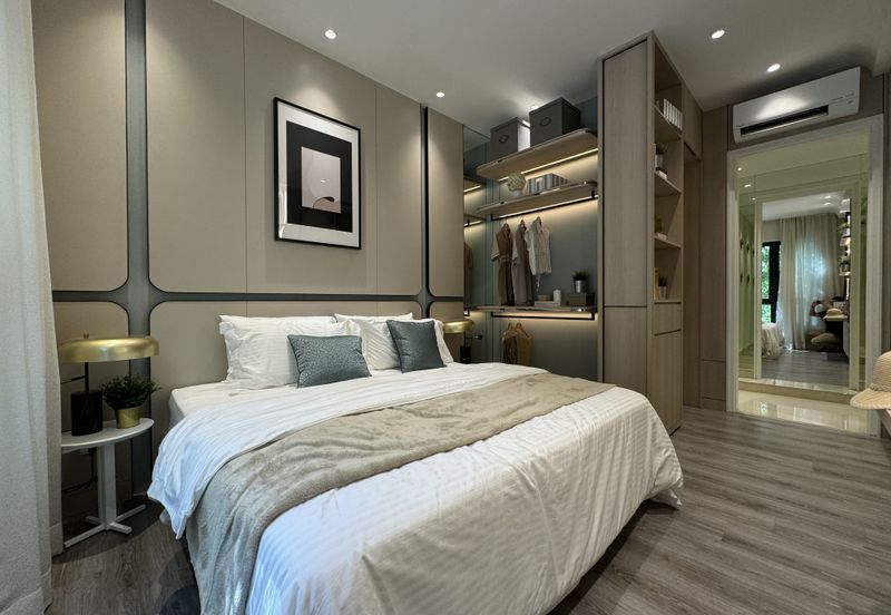 Direct Link Bridge 80m to MRT station