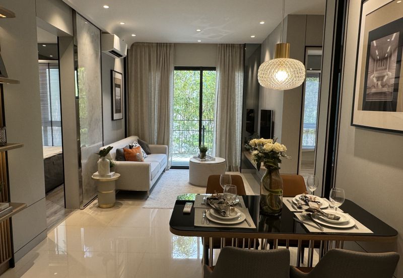 Bamboo Hill Residences with Full Covered link bridge to MRT Station