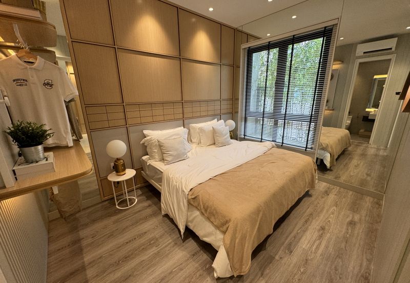 Bamboo Hill Residences with Full Covered link bridge to MRT Station