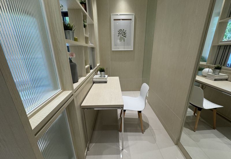 Bamboo Hill Residences with Full Covered link bridge to MRT Station