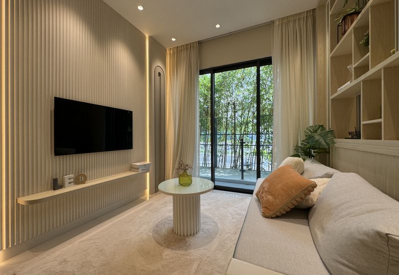 Bamboo Hill Residences with Full Covered link bridge to MRT Station