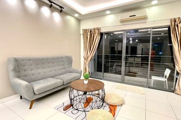 SetiaWalk R3 Solace Service Apartment