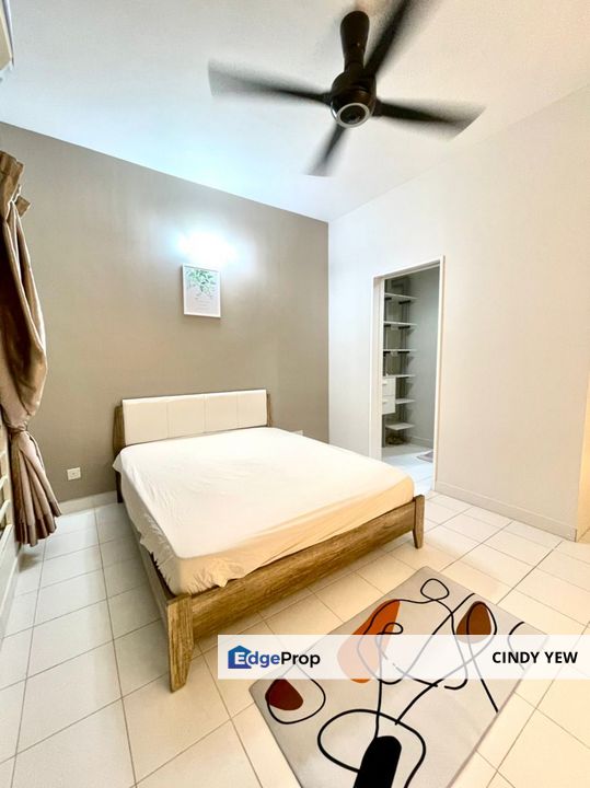 Renovated Setiawalk condominium @ Puchong for sale , Selangor, Puchong