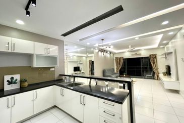 SetiaWalk R3 Solace Service Apartment