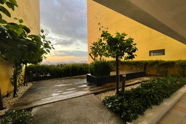 SetiaWalk R3 Solace Service Apartment