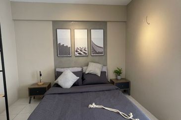 Puncak Hijauan (Hijauan Heights)