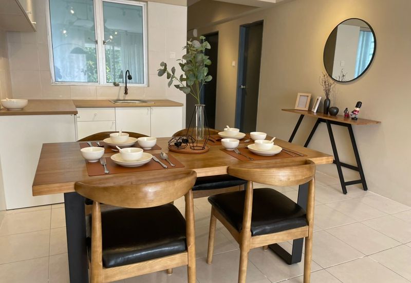 Puncak Hijauan (Hijauan Heights)