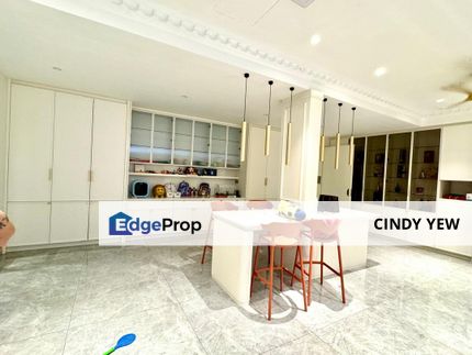 Super nice renovated Semi-detached house for sale at Puchong , Selangor, Puchong