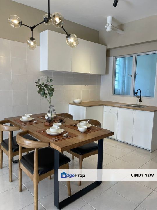 Renovated and fully furnished for rent at Hijauan Height Kajang , Selangor, Kajang