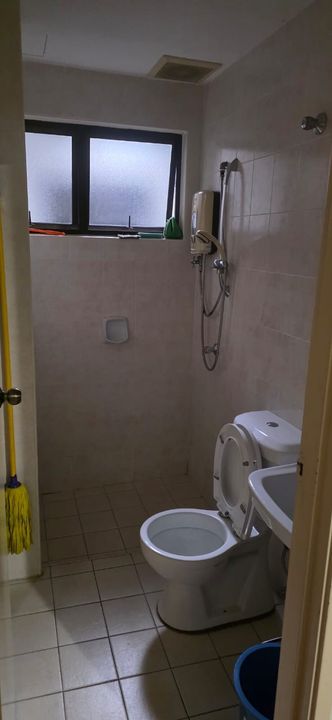 Renovated 2.5 storey House at Puchong Hartams KIM CREST for sale , Selangor, Puchong