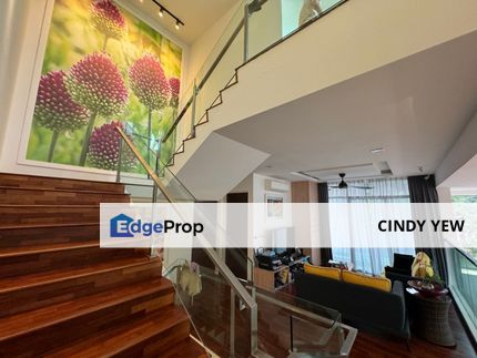 Corner with extra land 3 storey Semi Detached @ Palmiera Kinrara Residence Bandar Kinrara for sale , Selangor, Puchong